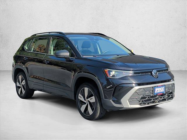 Used 2025 Volkswagen Taos S AWD/4WD image 3