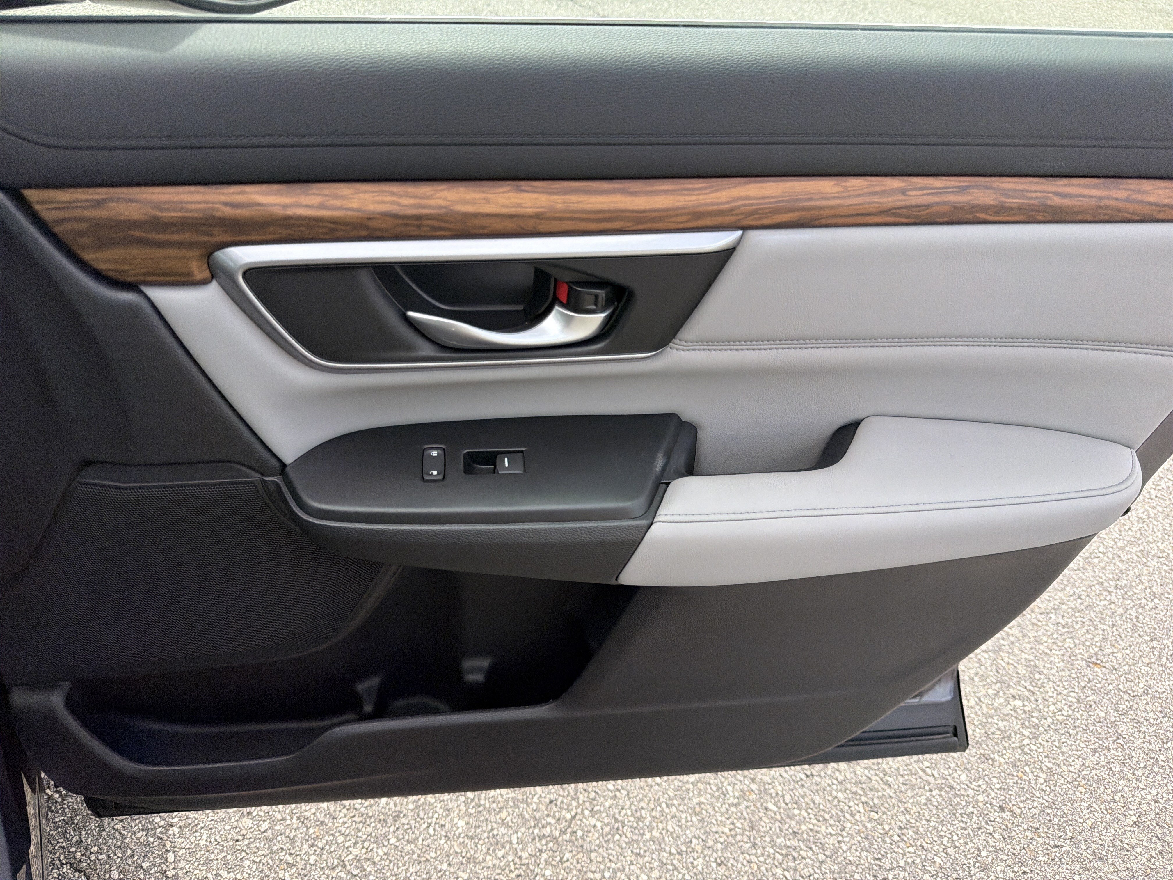 Used 2017 Honda CR-V EX-L image 23