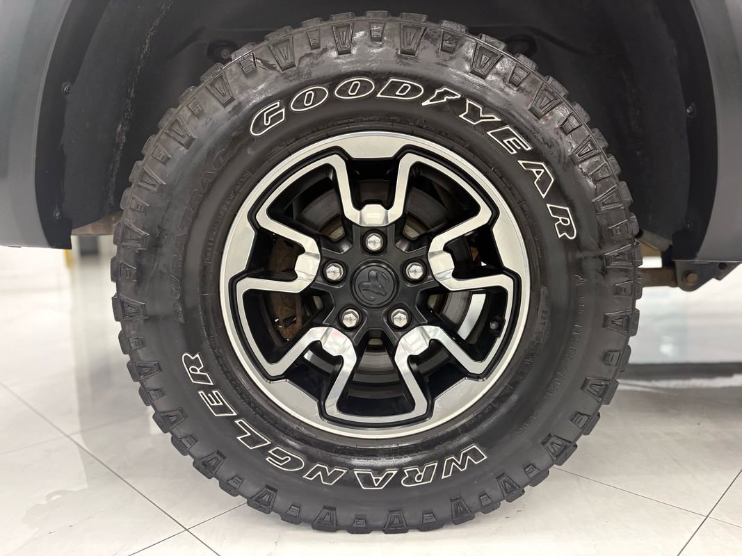 Used 2017 RAM 1500 Rebel image 38