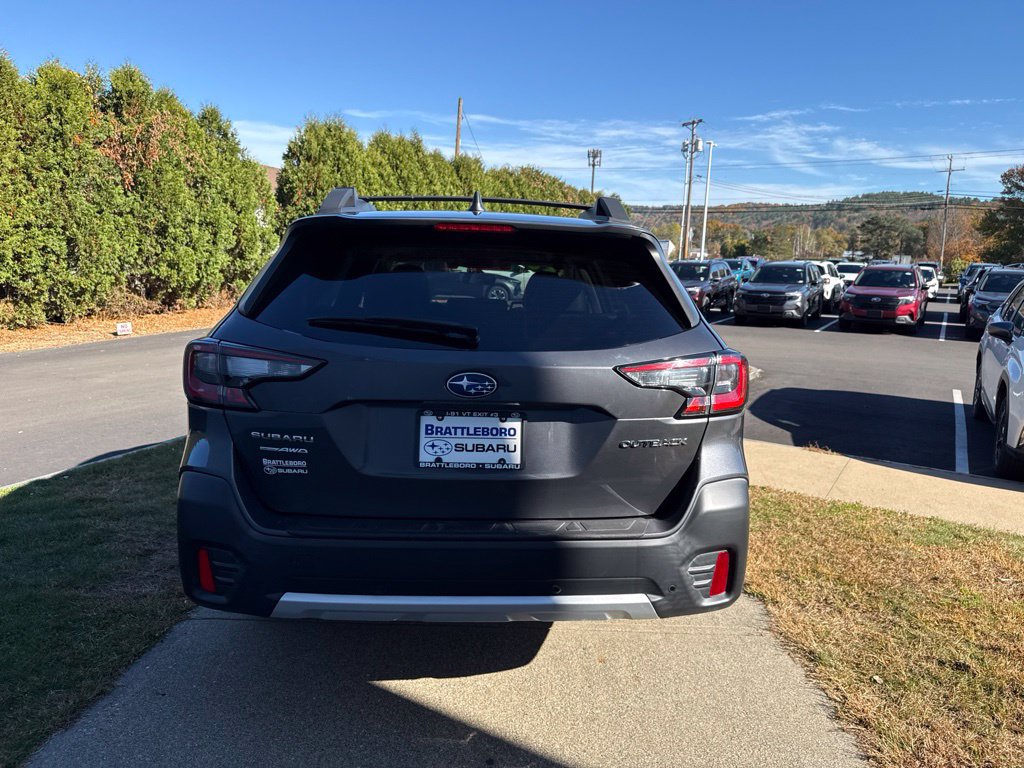 Used 2020 Subaru Outback Limited AWD/4WD image 5
