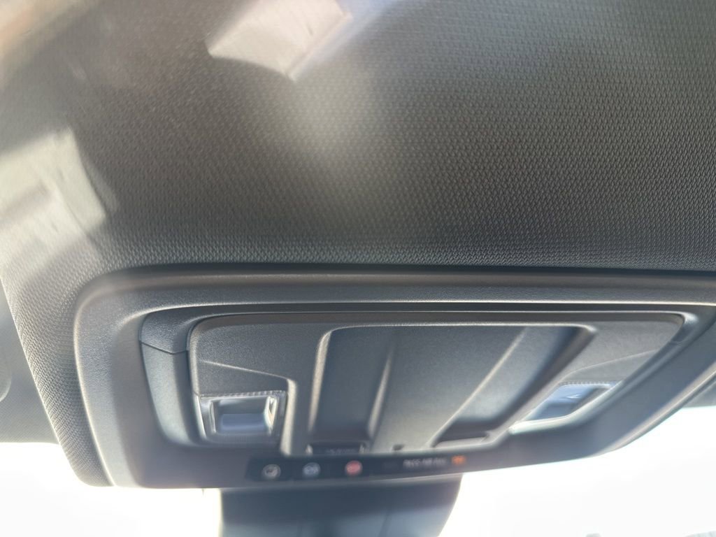 Used 2026 Chevrolet Silverado 1500 Custom image 25