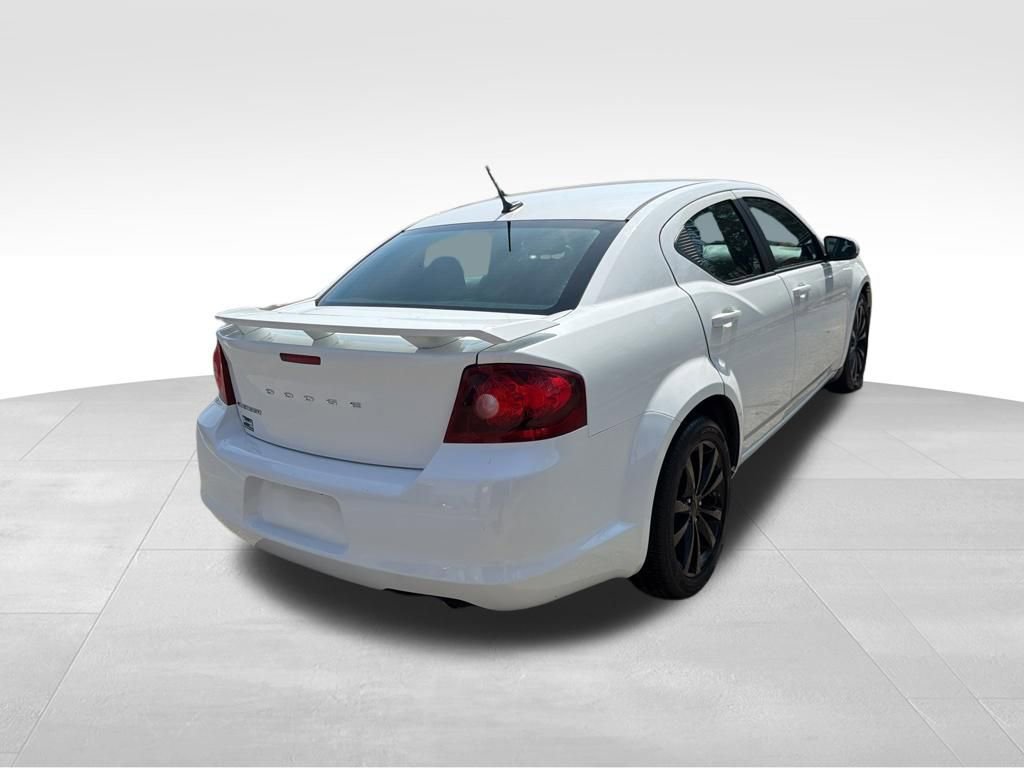 Used 2014 Dodge Avenger SXT w/ Blacktop Package image 5