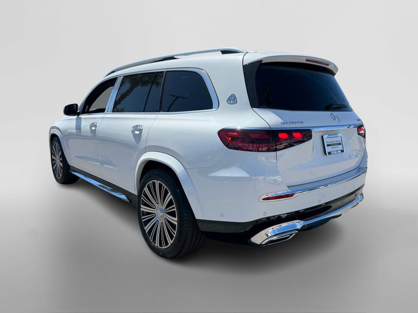 New 2026 Mercedes-Benz Maybach GLS 600 4MATIC image 3