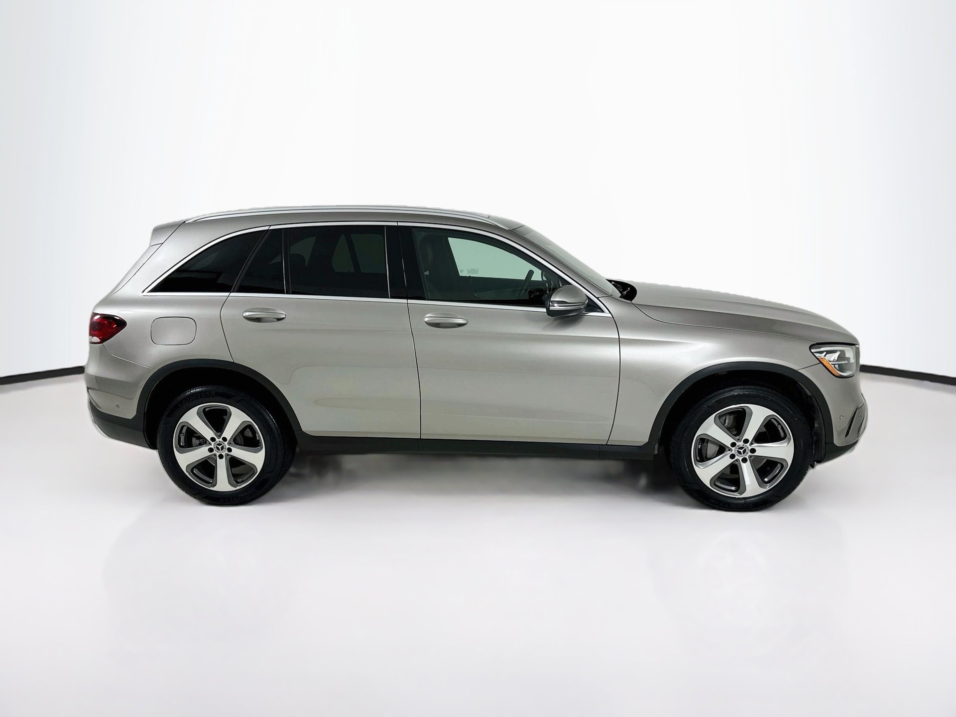 Certified 2022 Mercedes-Benz GLC 300 image 9