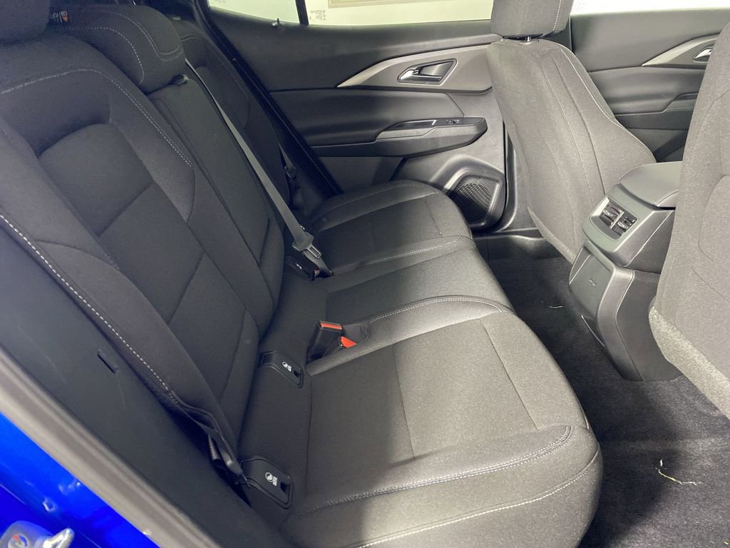 New 2026 Chevrolet Equinox EV LT image 24