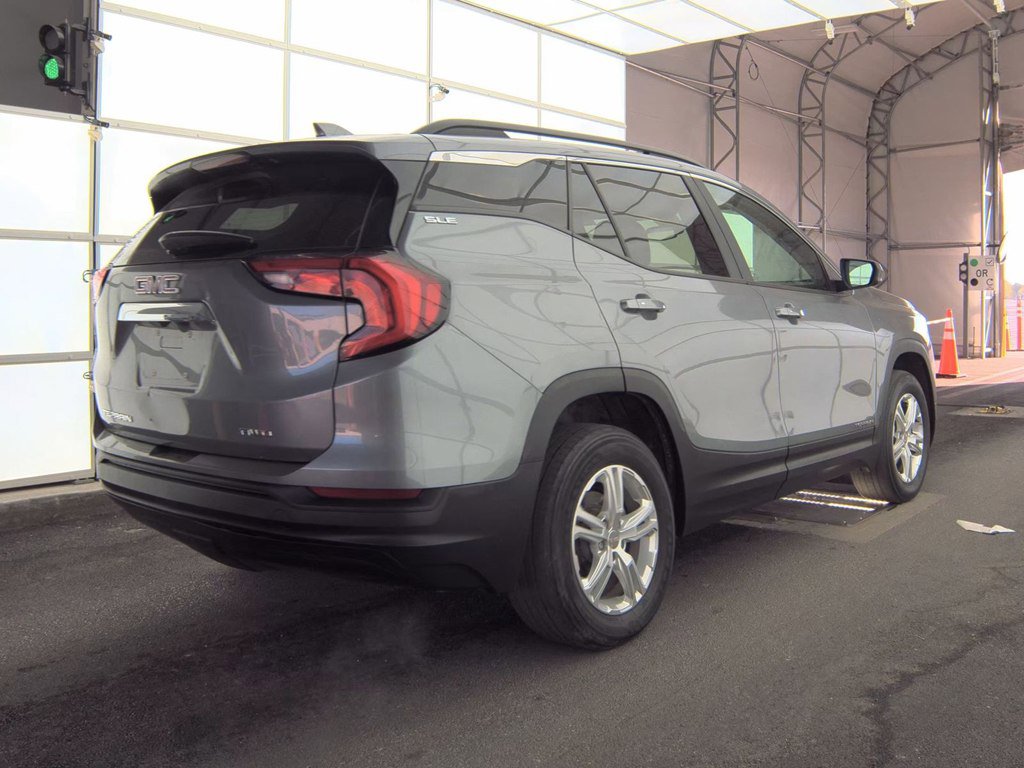 Used 2021 GMC Terrain SLE w/ Driver Convenience Package AWD/4WD image 2