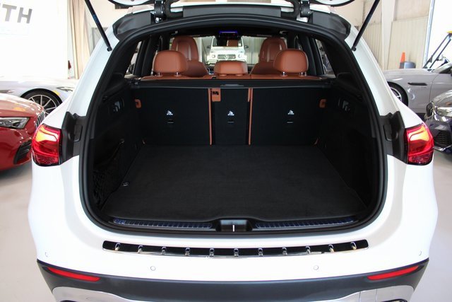 Used 2023 Mercedes-Benz GLC 300 4MATIC w/ Pinnacle Trim Package image 23