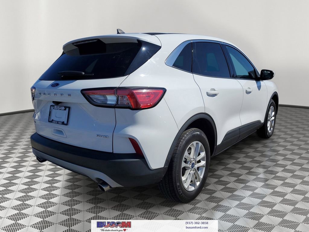 Certified 2020 Ford Escape SE image 4