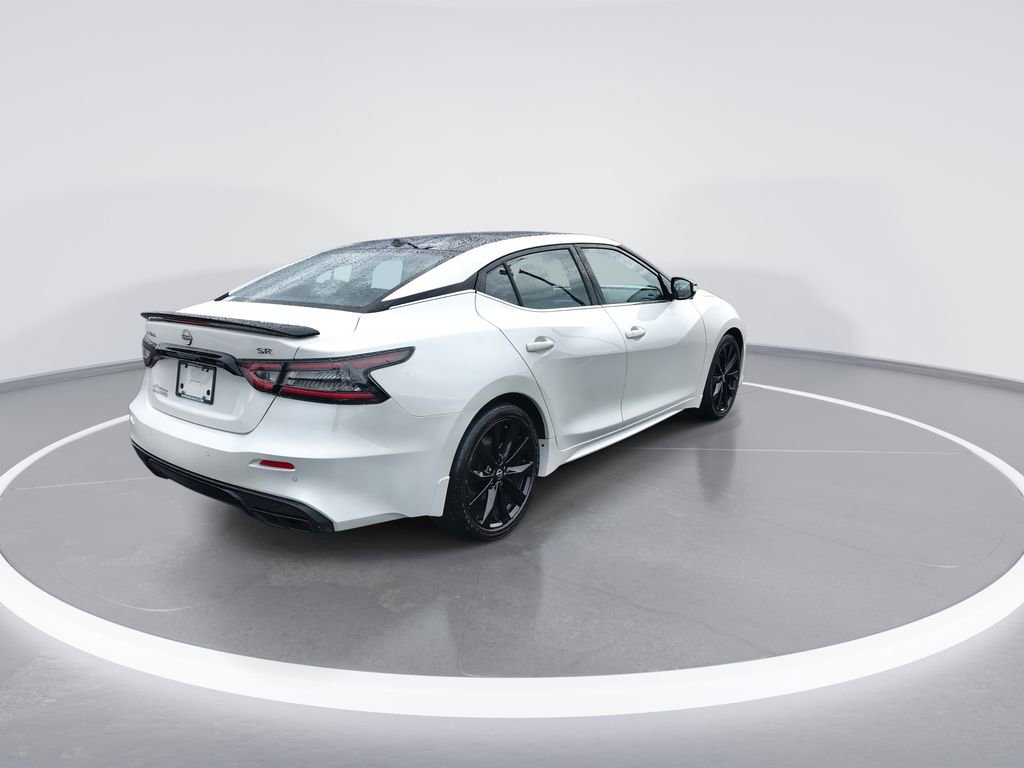 Used 2023 Nissan Maxima SR w/ Sport Mat Group image 8
