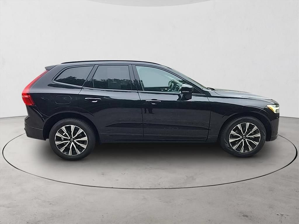 Certified 2025 Volvo XC60 B5 Plus w/ Climate Package AWD/4WD image 6
