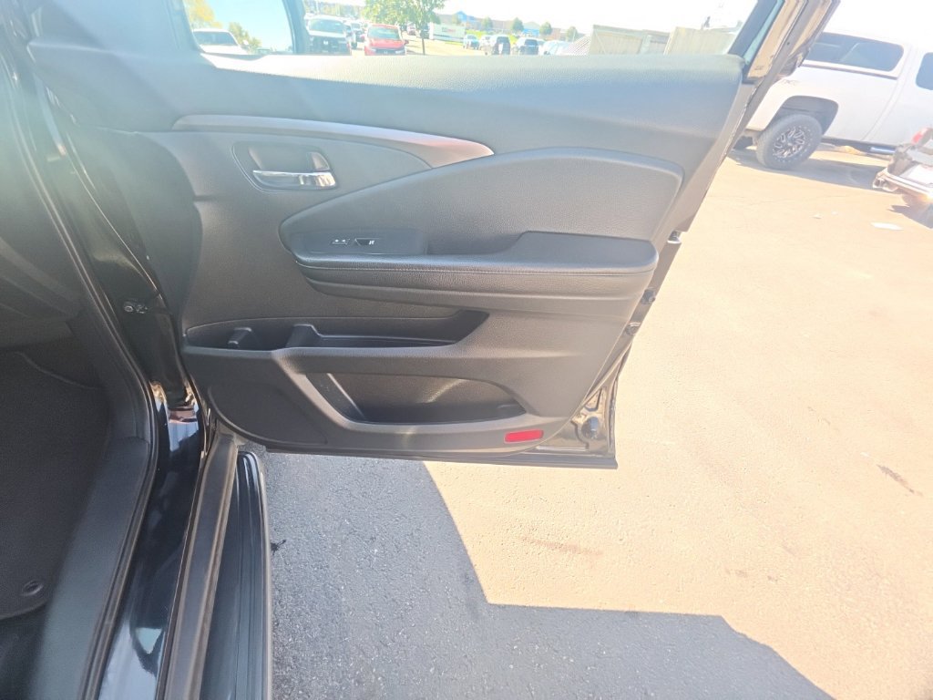 Used 2022 Honda Pilot Special Edition image 34