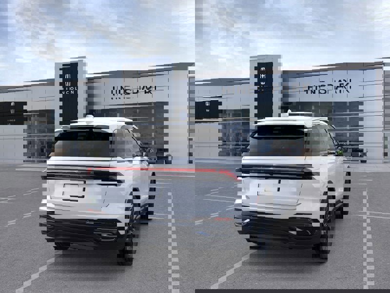 New 2026 Lincoln Nautilus Premier image 8