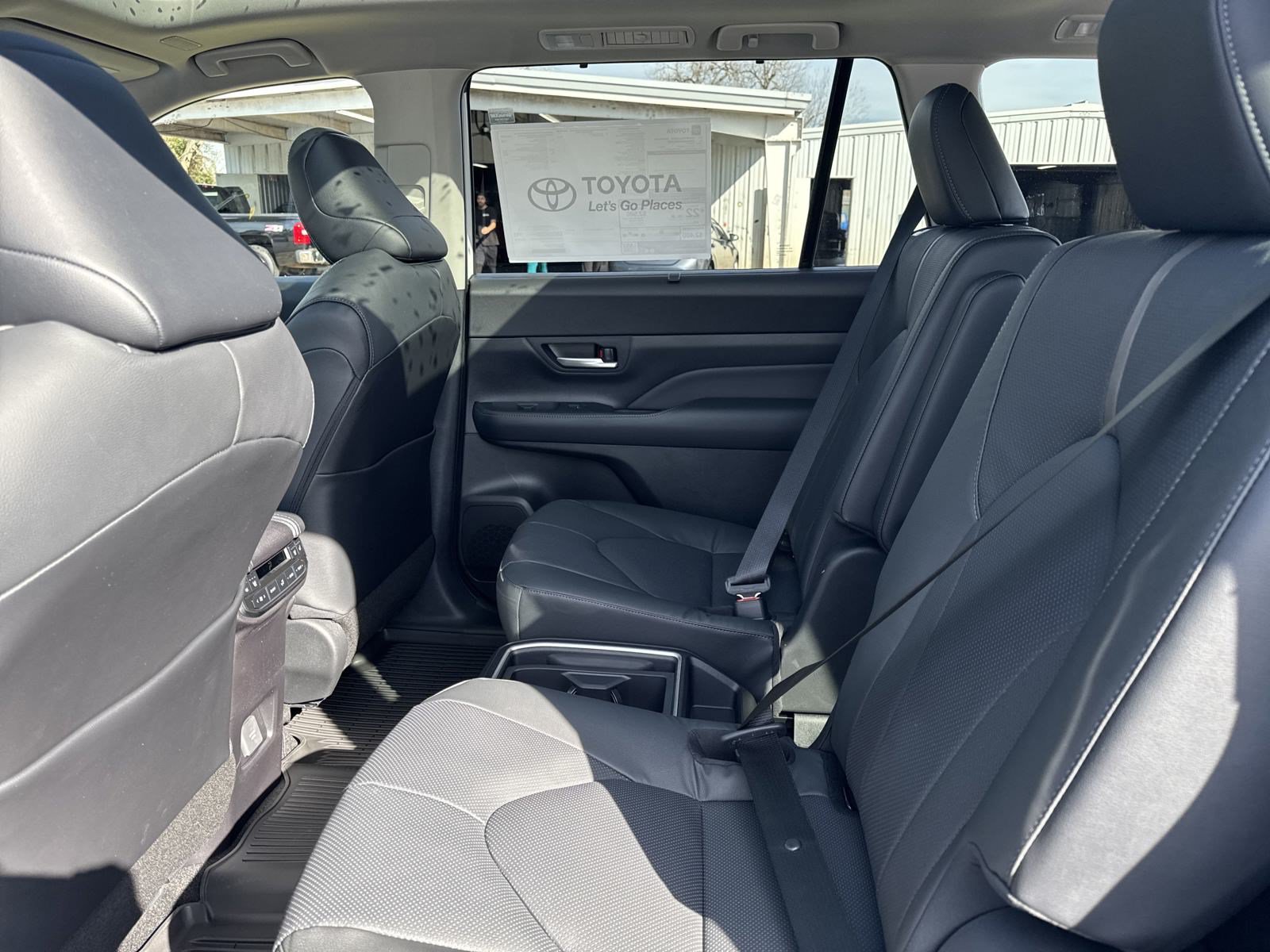 New 2025 Toyota Grand Highlander AWD image 24
