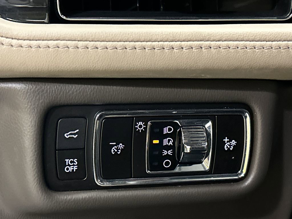 Certified 2023 Lincoln Nautilus Reserve AWD/4WD image 21