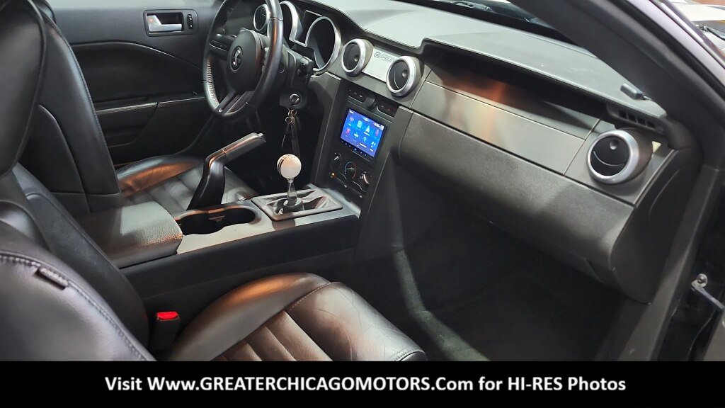 Used 2007 Ford Mustang Shelby GT500 RWD image 23