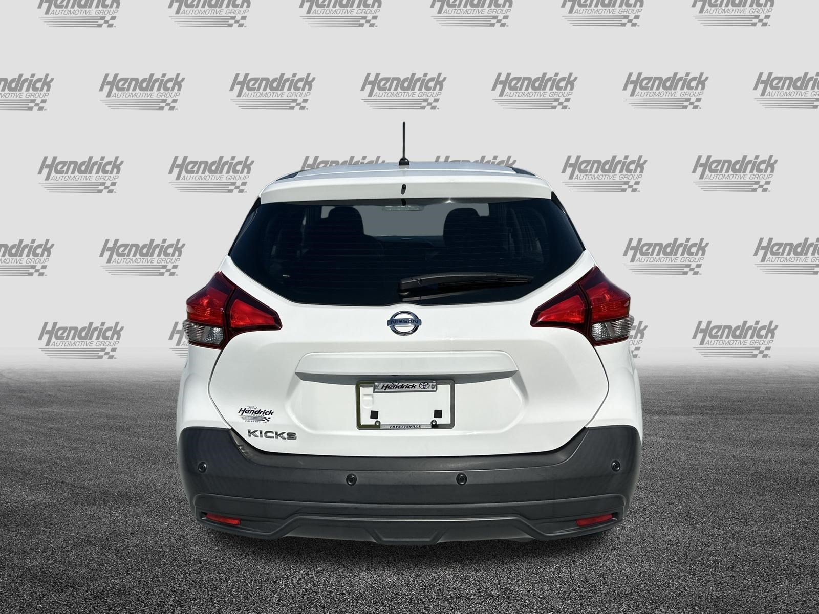 Used 2020 Nissan Kicks S FWD image 9