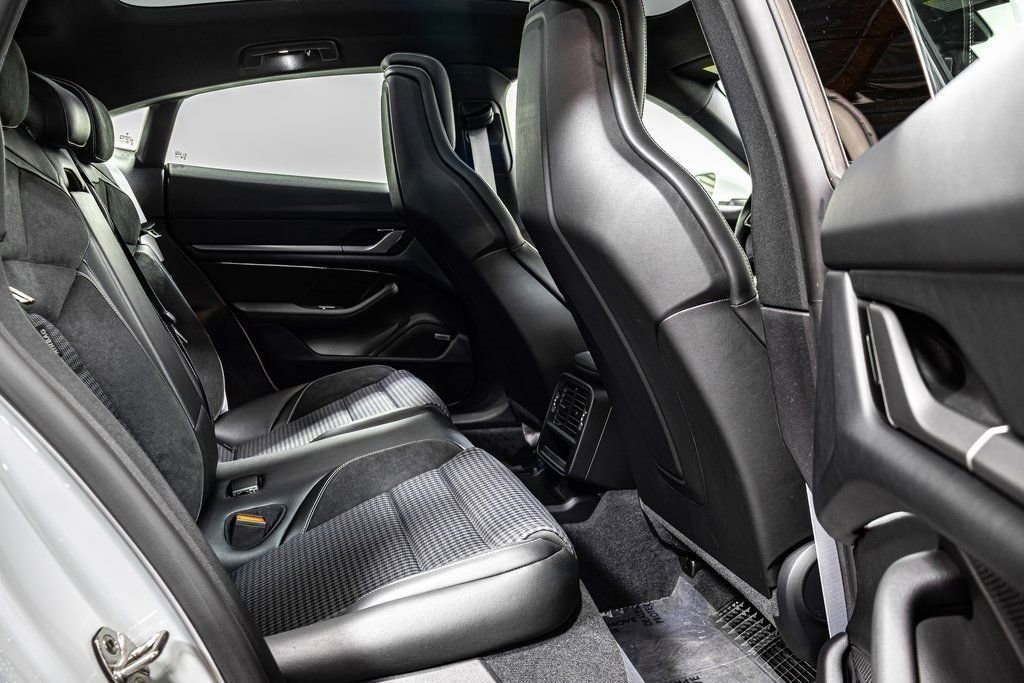 New 2025 Porsche Taycan 4S image 19