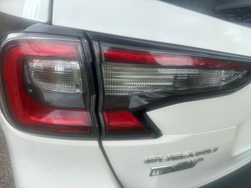 Used 2020 Subaru Outback Limited w/ Popular Package #2 AWD/4WD image 12