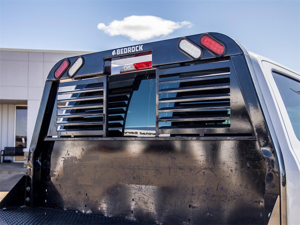 Used 2022 Ford F250 XL w/ Power Equipment Group image 9