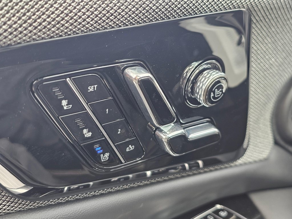 New 2026 Cadillac Optiq Sport 2 RWD image 28