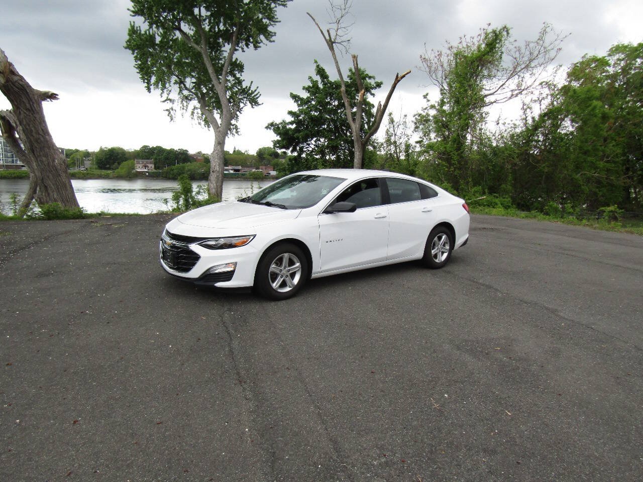 Used 2022 Chevrolet Malibu LS w/ LPO, Floor Liner Package FWD image 30