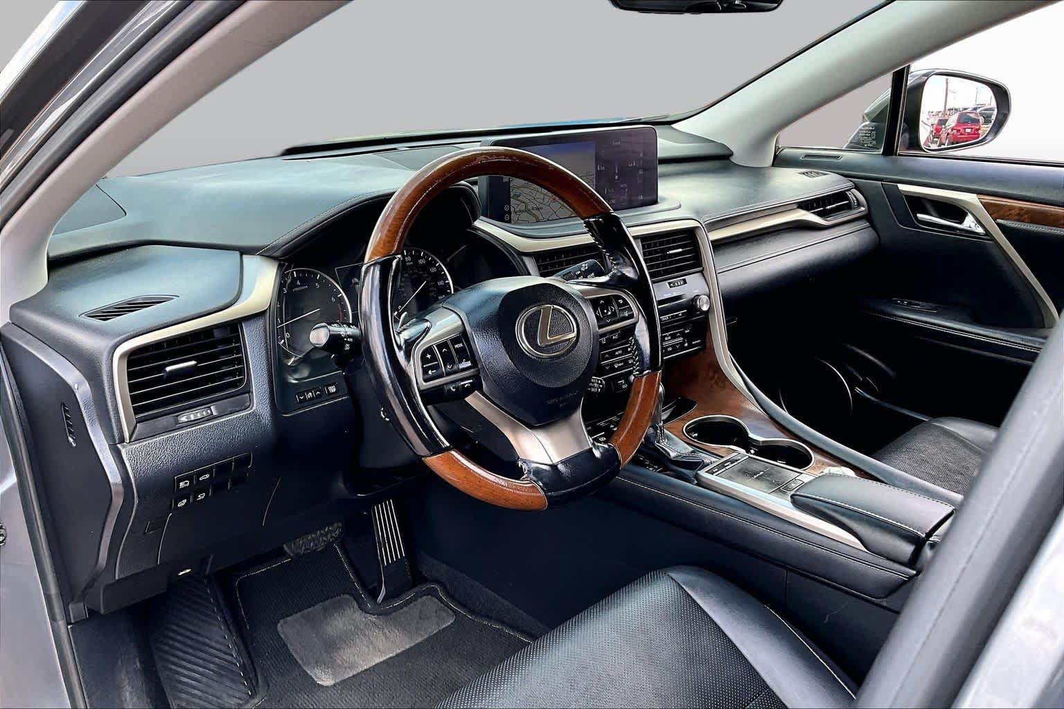 Used 2021 Lexus RX 350L FWD w/ Premium Package image 18