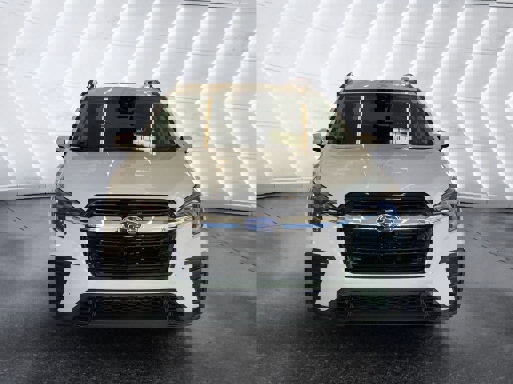 Used 2025 Subaru Ascent Premium image 2