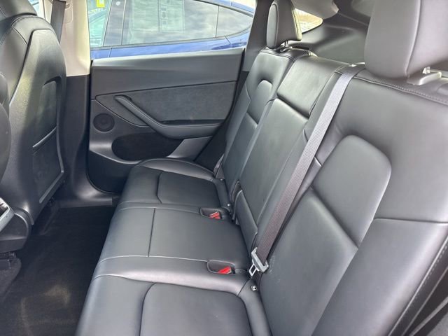 Used 2023 Tesla Model Y Long Range image 17