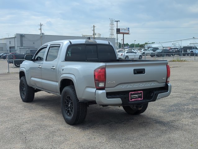 Used 2023 Toyota Tacoma SR AWD/4WD image 10