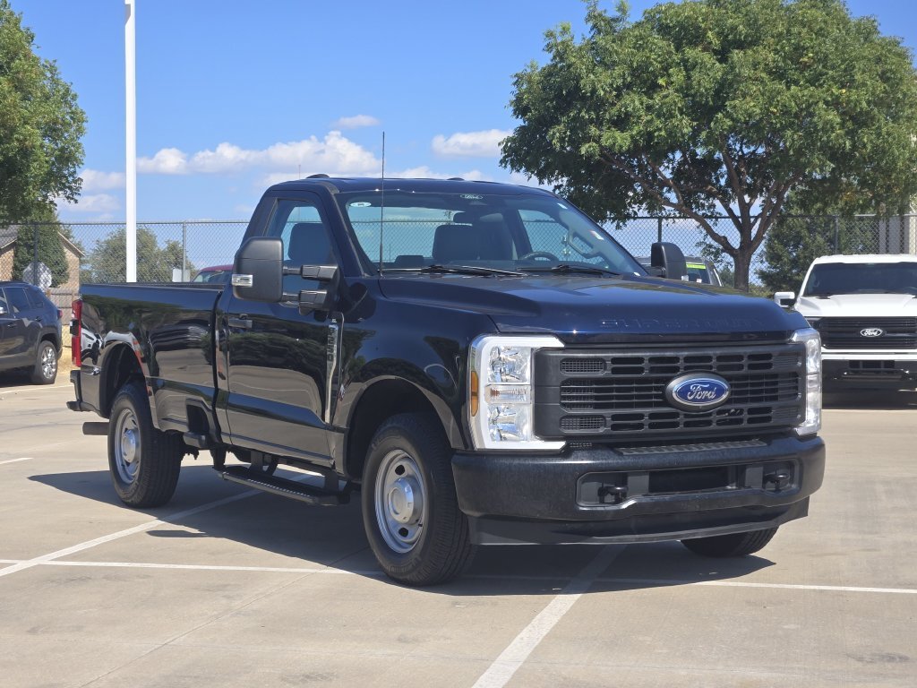 Used 2024 Ford F250 XL w/ 360-Degree Camera Package RWD image 3
