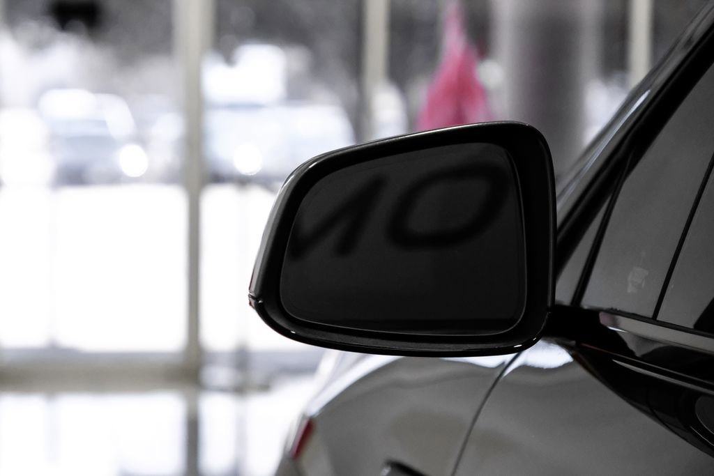 Used 2022 Tesla Model X image 37