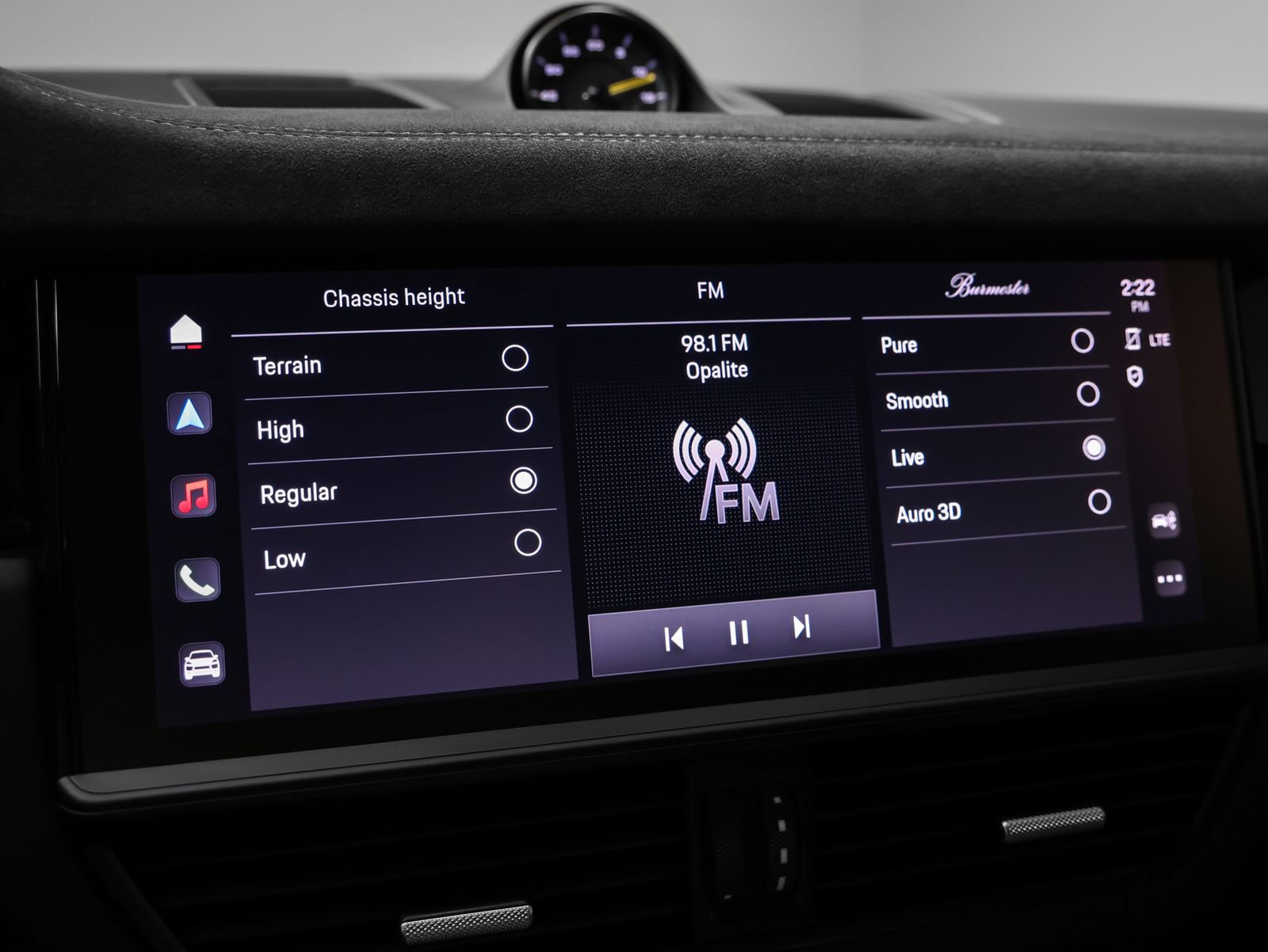 Certified 2022 Porsche Cayenne Turbo GT image 53