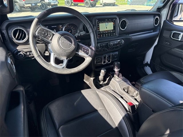 Used 2020 Jeep Wrangler Unlimited Sahara image 12