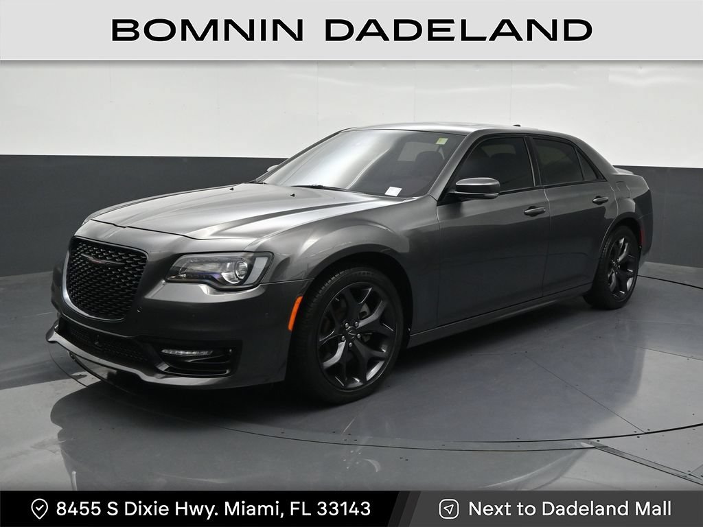Used 2023 Chrysler 300 S w/ Comfort Group RWD image 1