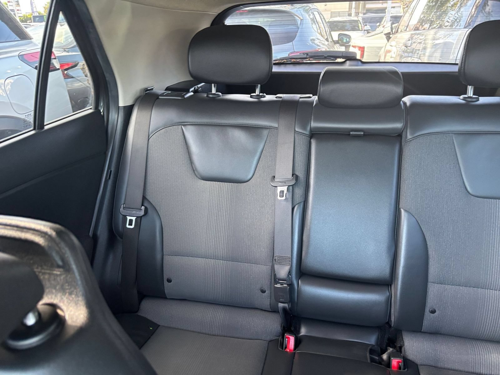 Used 2023 Kia Niro Wind FWD image 46
