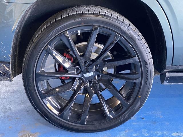 Used 2023 Cadillac Escalade V image 9