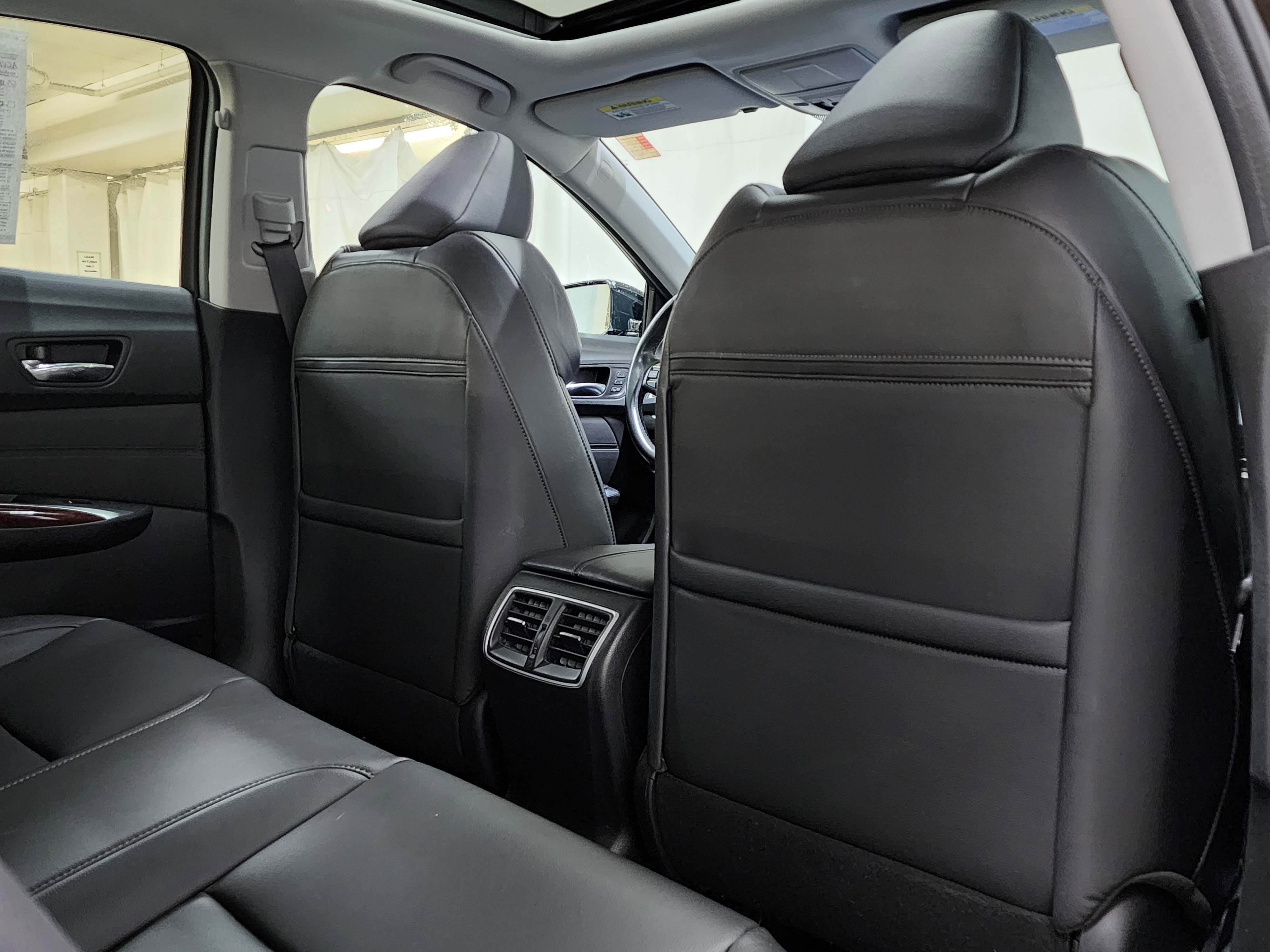 Used 2017 Acura TLX V6 image 17