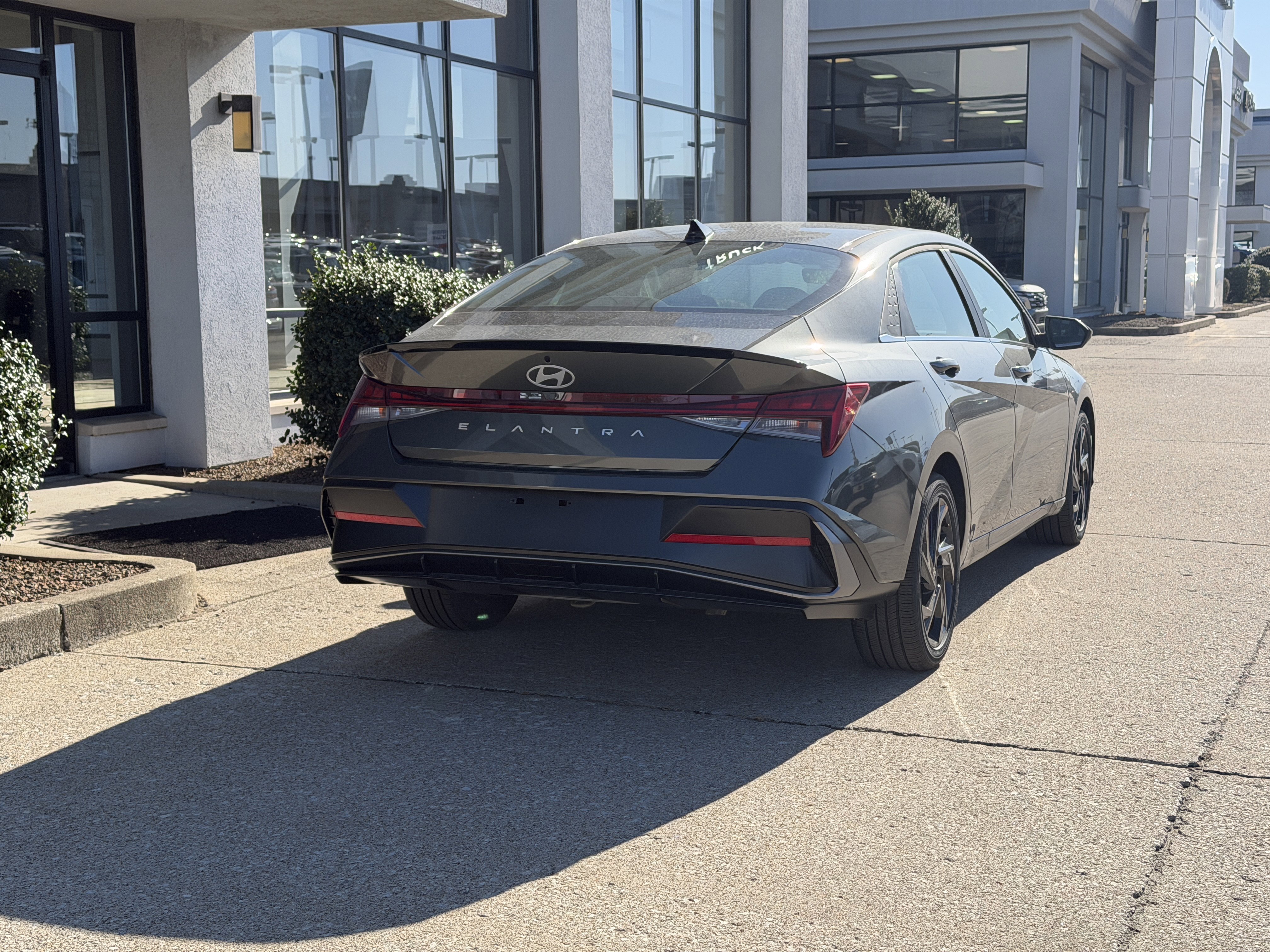 New 2026 Hyundai Elantra SEL Sport FWD image 5