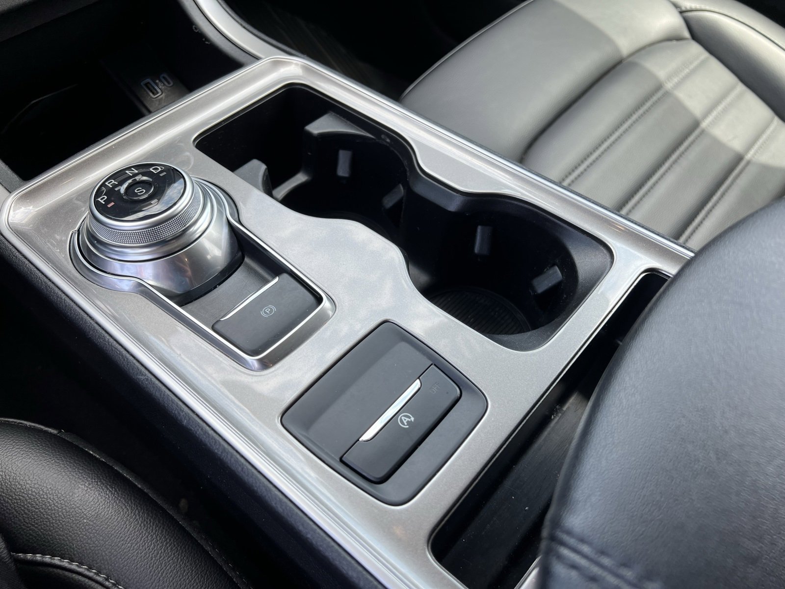 Used 2023 Ford Edge SEL w/ Convenience Package image 39