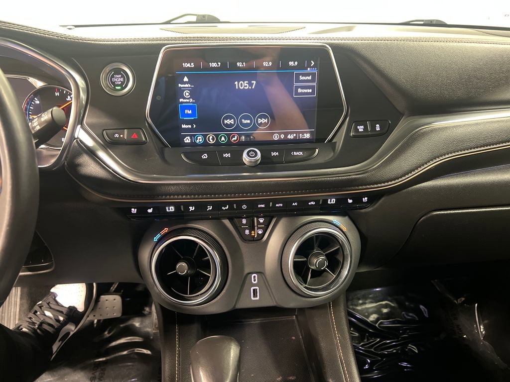 Certified 2022 Chevrolet Blazer Premier w/ Enhanced Convenience Package AWD/4WD image 22