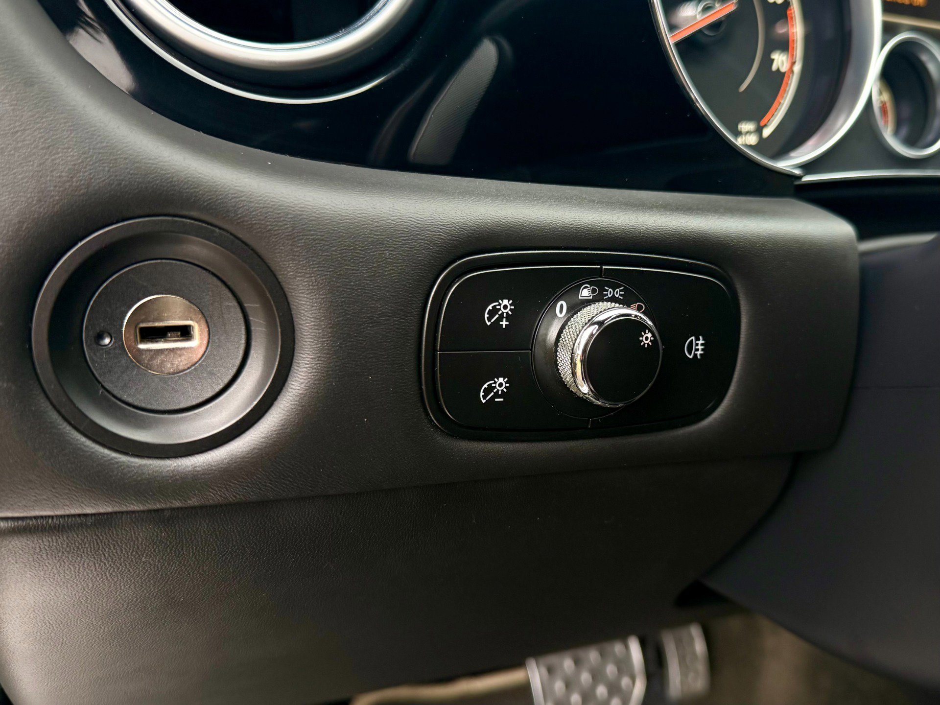 Used 2017 Bentley Continental GT AWD/4WD image 48