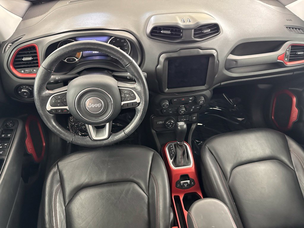 Used 2021 Jeep Renegade Trailhawk AWD/4WD image 26