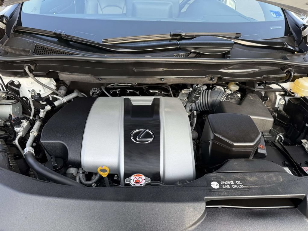 Used 2022 Lexus RX 350L Premium w/ Premium Package AWD/4WD image 28