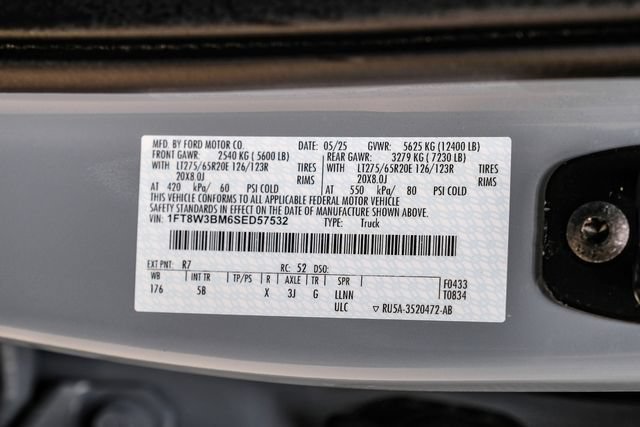 Used 2025 Ford F350 Lariat w/ Black Appearance Package AWD/4WD image 75