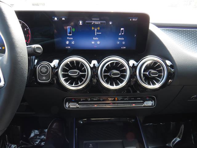 Used 2025 Mercedes-Benz GLA 250 4MATIC image 14