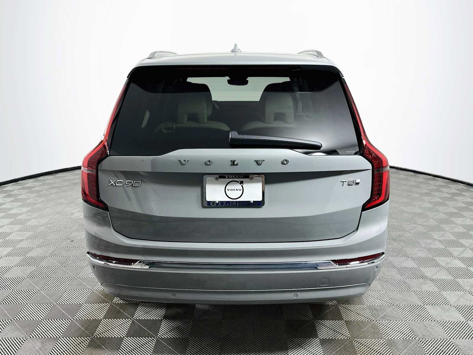 New 2026 Volvo XC90 T8 Ultra w/ Protection Package AWD/4WD image 6