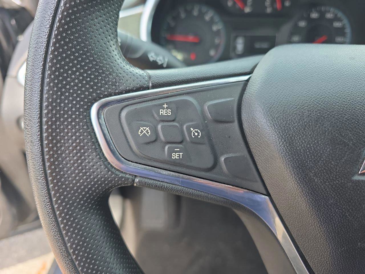 Used 2020 Chevrolet Malibu LT image 28