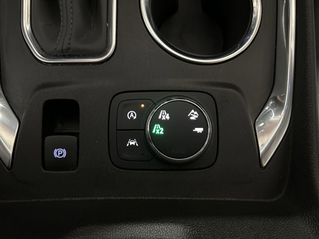 Used 2022 Chevrolet Traverse High Country AWD/4WD image 44