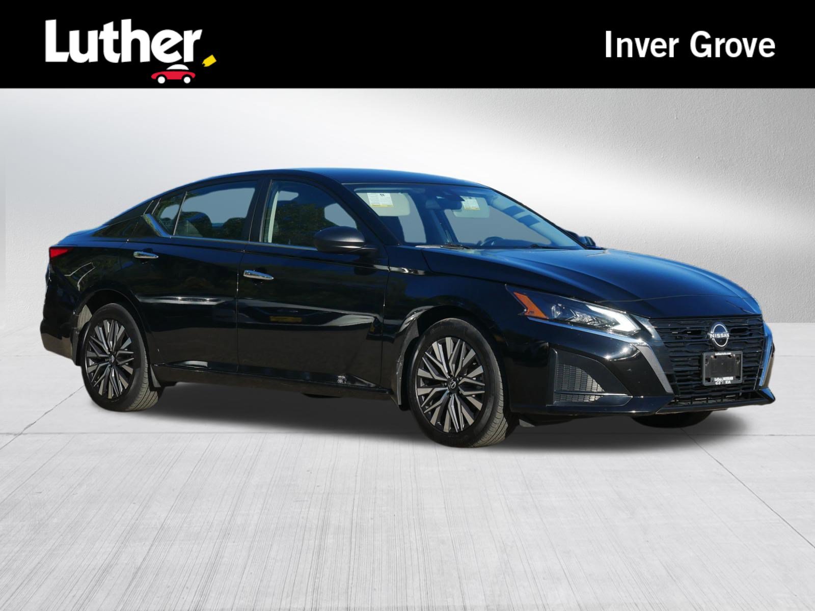 Certified 2024 Nissan Altima 2.5 SV AWD/4WD image 1