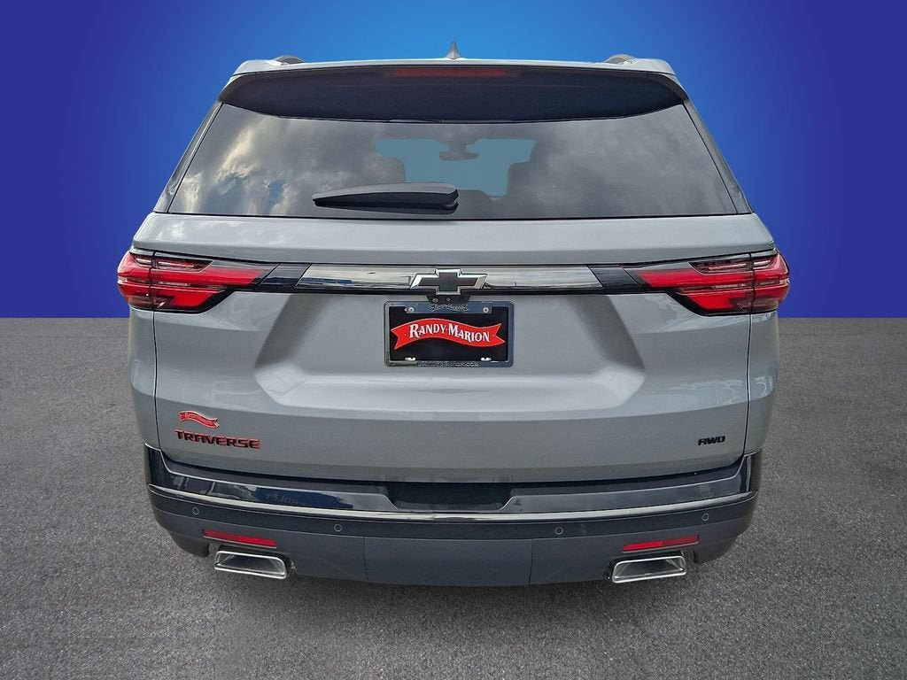 Used 2023 Chevrolet Traverse Premier w/ Redline Edition AWD/4WD image 5